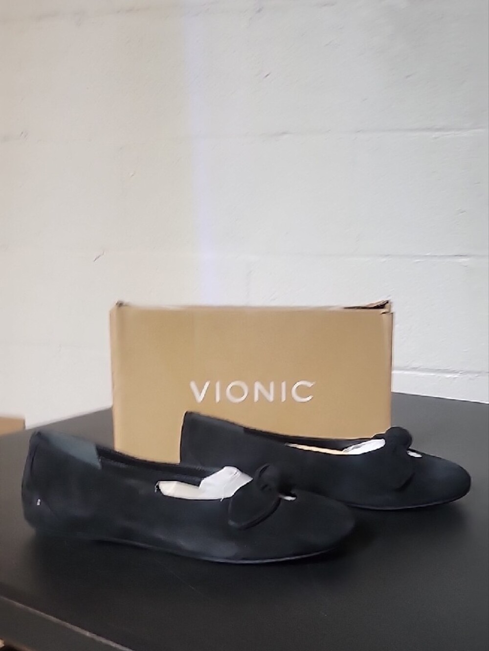 Vionic Tilly Black Bow Accent Ballet Flats - Picture 3 of 7